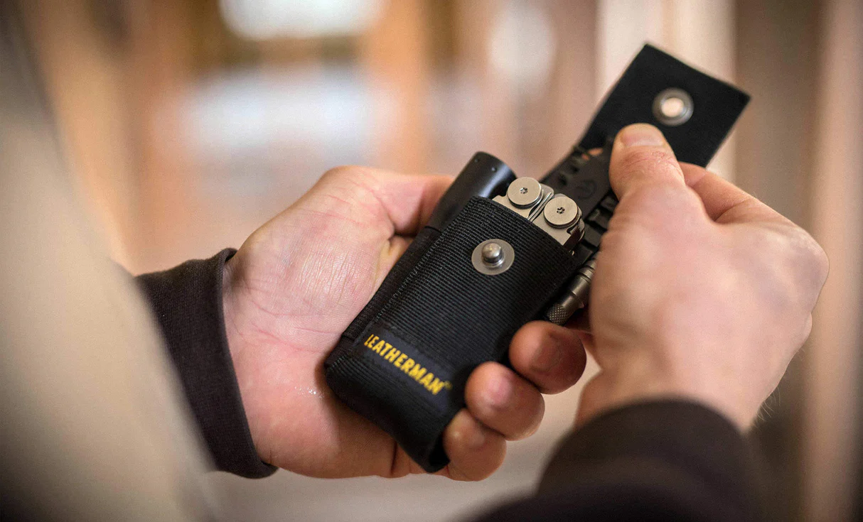 akeneo f 6 7 e f67e19b3beebc1e631e26ad2475fe0210f7921f3 nylon sheath pockets 02 shopify