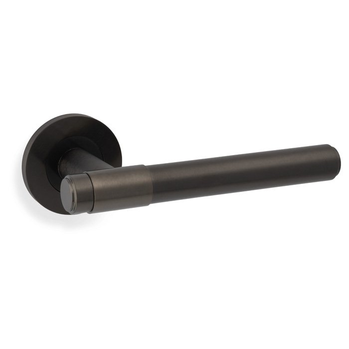 kingston plain lever on round rose