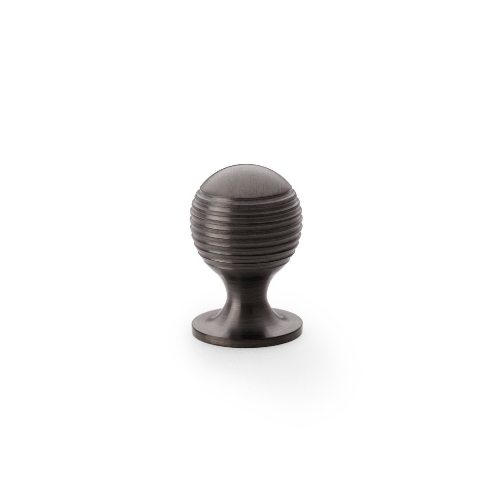 alexander & wilks caesar cupboard knob on round rose